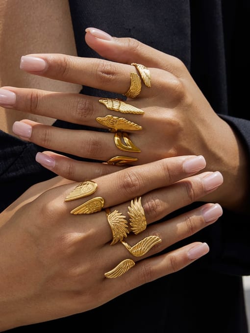 Adjustable Golden Wing Band Ring