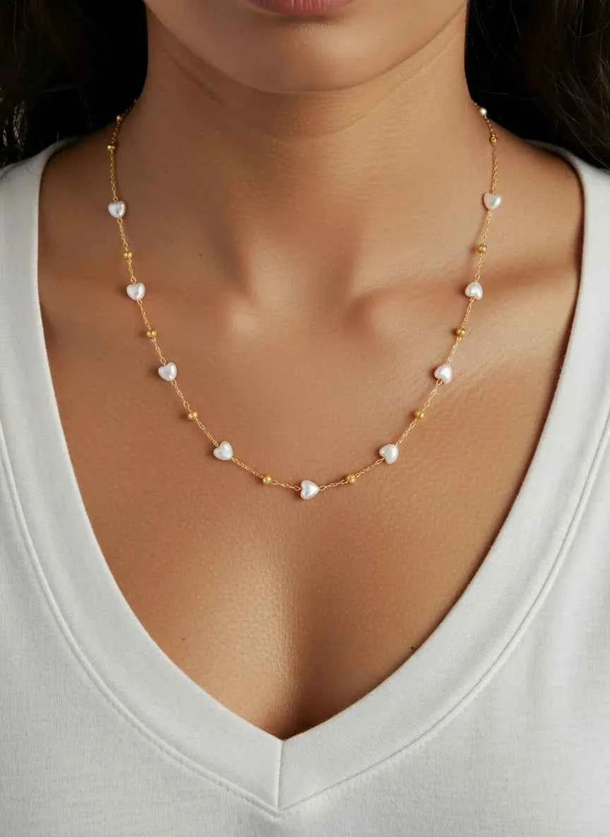 HEART PEARLS NECKLACE