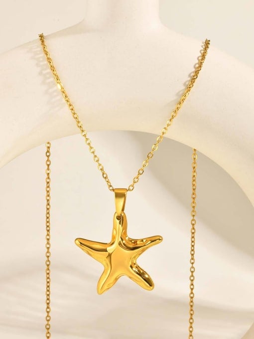 Starfish Pendant Necklace