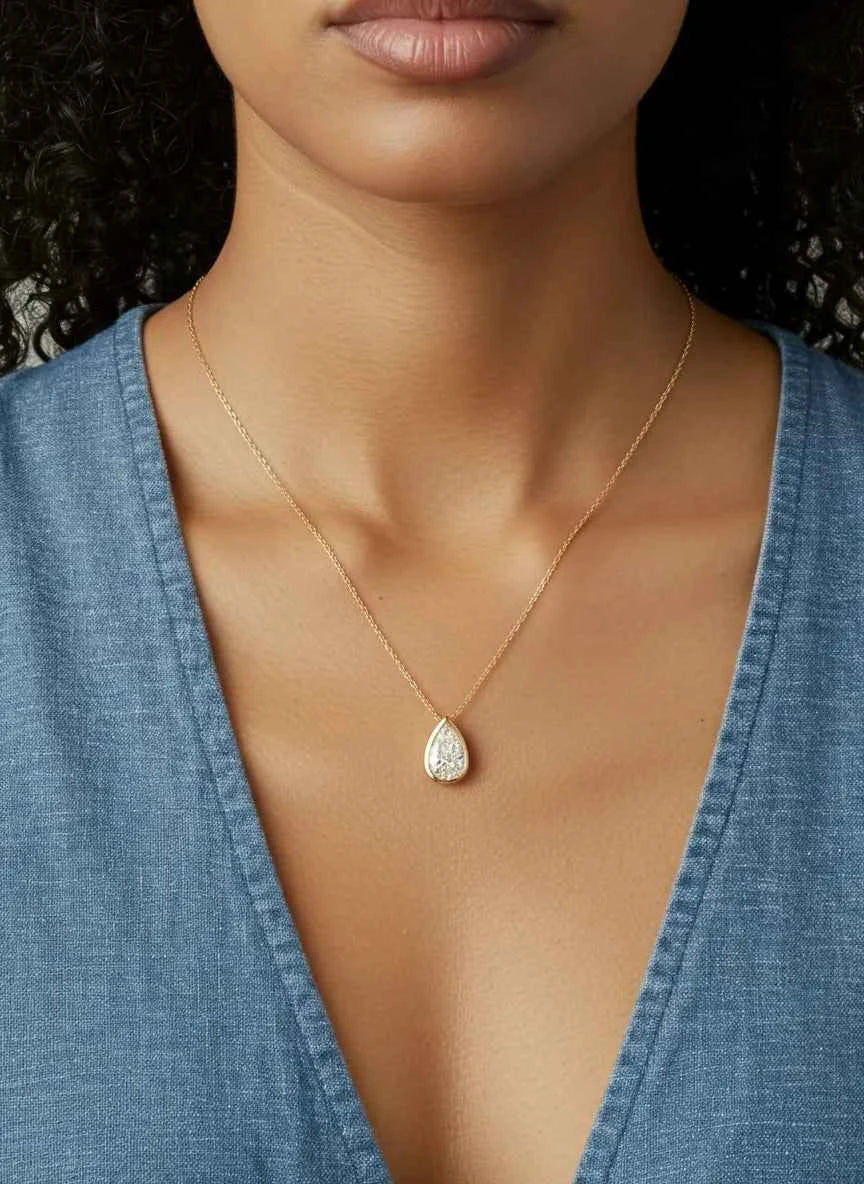 DIVINE DROP NECKLACE